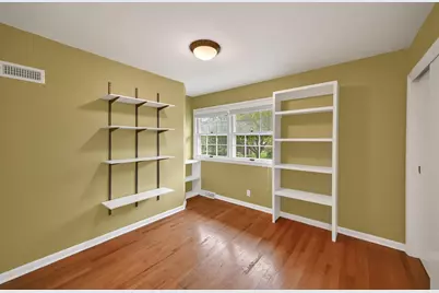 7408 N Seneca Rd, Fox Point, WI 53217 - Photo 31