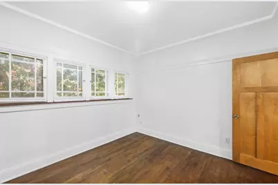 3035 N 55th St, Milwaukee, WI 53210 - Photo 11