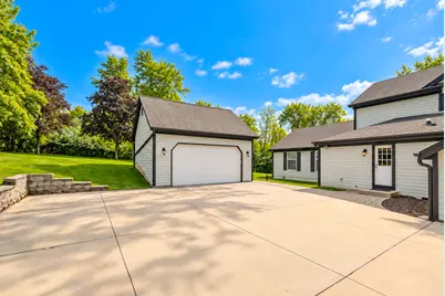 12050 N Maryhill Ct, Mequon, WI 53092 - Photo 45