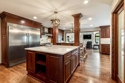 12050 N Maryhill Ct, Mequon, WI 53092 - Photo 11