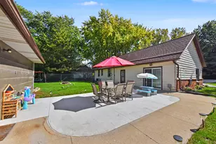 28248 N Lake Dr, Racine, WI 53185 - Photo 27