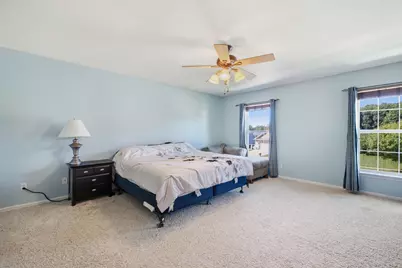 1413  Lee Ave, West Bend, WI 53090 - Photo 5