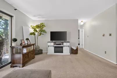 3407 S Pine Ave #7, Milwaukee, WI 53207 - Photo 7