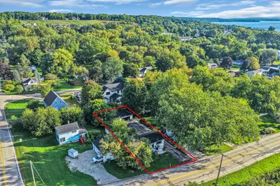 190  Dewey Ave, Fontana, WI 53125 - Photo 45