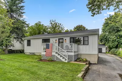 190  Dewey Ave, Fontana, WI 53125 - Photo 1