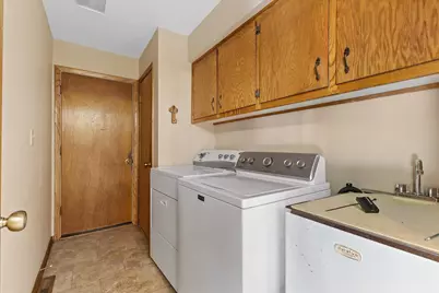 5630  Rachel Gln, Racine, WI 53402 - Photo 23