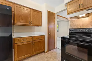 5630 Rachel Glen, Racine, WI 53402 - Photo 17