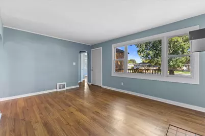 5511  16th St, Racine, WI 53406 - Photo 5