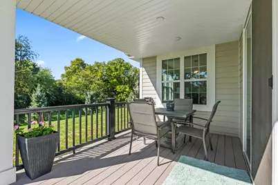 410  Prairie Song Ct, Waukesha, WI 53188 - Photo 17