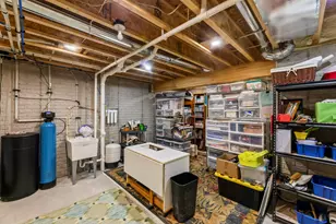 410 Prairie Song Ct, Waukesha, WI 53188 - Photo 39