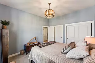 410 Prairie Song Ct, Waukesha, WI 53188 - Photo 21