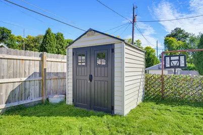 3420 S Pine Ave, Milwaukee, WI 53207 - Photo 25