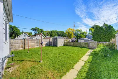 3420 S Pine Ave, Milwaukee, WI 53207 - Photo 27