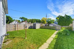 3420 S Pine Ave, Milwaukee, WI 53207 - Photo 27