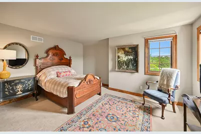 2835 W Golf Cir, Mequon, WI 53092 - Photo 27