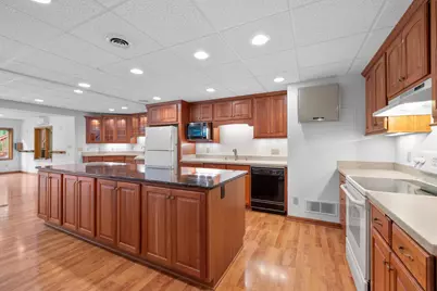 6873 W 7 Mile Rd, Racine, WI 53108 - Photo 33