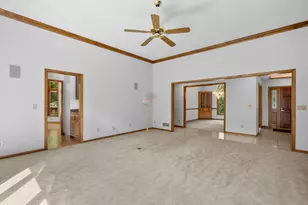 6873 W 7 Mile Rd, Racine, WI 53108 - Photo 27