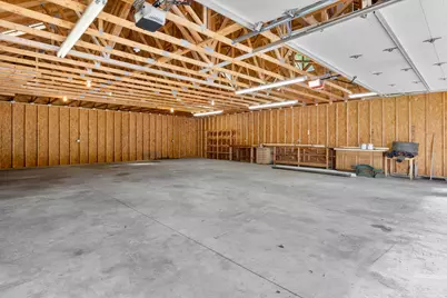 6873 W 7 Mile Rd, Racine, WI 53108 - Photo 11