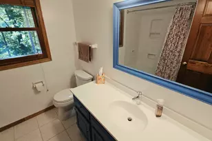 3985 S Stonewood Rd, New Berlin, WI 53151 - Photo 25