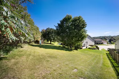 2308  Linda Ct, Waukesha, WI 53188 - Photo 31