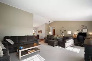 2308 Linda Ct, Waukesha, WI 53188 - Photo 11