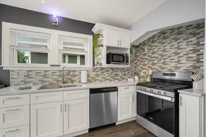 3436 S 11th St, Milwaukee, WI 53215 - Photo 17