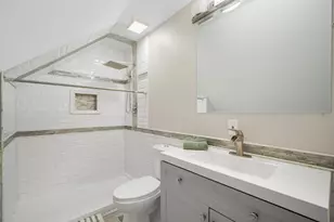3436 S 11th St, Milwaukee, WI 53215 - Photo 13