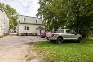 1212 The Strand, Waukesha, WI 53186 - Photo 7