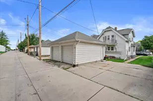 3021 S 48th St, Milwaukee, WI 53219 - Photo 11