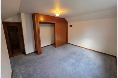 3809 S Clement Ave, Milwaukee, WI 53207 - Photo 25