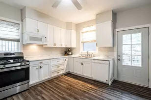 2401 S Williams St, Milwaukee, WI 53207 - Photo 7
