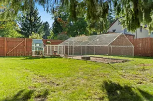 12312 W McShane Rd, Franklin, WI 53132 - Photo 33