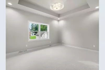 1915  Paul Rd, Manitowoc, WI 54220 - Photo 15