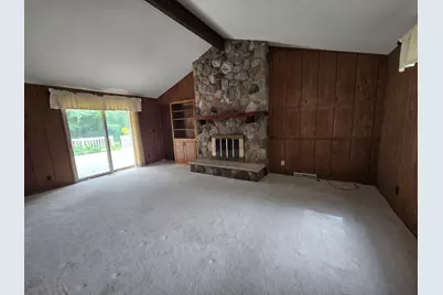 14800 W Fenway Dr, New Berlin, WI 53151 - Photo 3