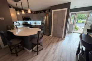 240 Marina Ct, Racine, WI 53185 - Photo 13