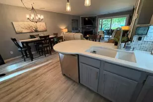 240 Marina Ct, Racine, WI 53185 - Photo 13