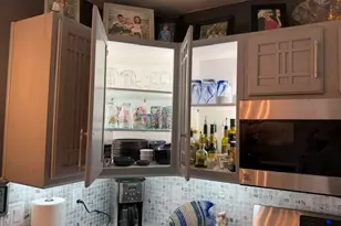 240 Marina Ct, Racine, WI 53185 - Photo 15