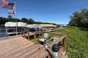 240 Marina Ct, Racine, WI 53185 - Photo 7