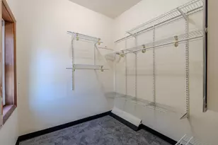 2161 S 11th St, Milwaukee, WI 53215 - Photo 7