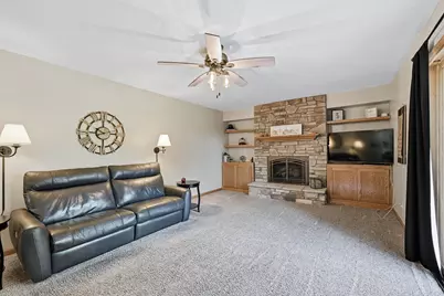 S70W22370  Sonoma Way, Vernon, WI 53103 - Photo 13