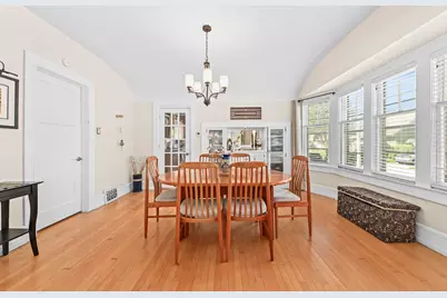 1557 N 50th Pl, Milwaukee, WI 53208 - Photo 9