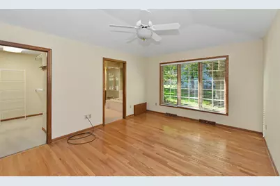 19185  Stonehedge Dr #B, Brookfield, WI 53045 - Photo 21