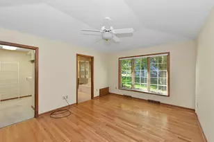 19185 Stonehedge Dr, Brookfield, WI 53045 - Photo 21