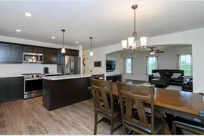 781 S Dewey Ave, Jefferson, WI 53549 - Photo 9