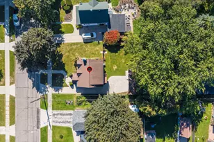 1036 N 17th St, Manitowoc, WI 54220 - Photo 49