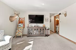 N65W28506 Fairlane Dr, Merton, WI 53029 - Photo 5