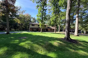 N66W31175 Chenequa Cir, Merton, WI 53029 - Photo 9
