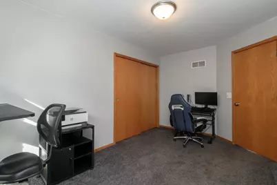 414  Whipple Tree Ln, Racine, WI 53185 - Photo 15
