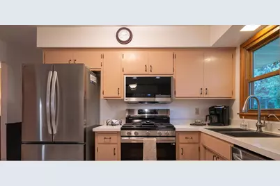 12655 W Eden Ct, New Berlin, WI 53151 - Photo 13