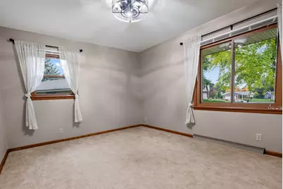 12655 W Eden Ct, New Berlin, WI 53151 - Photo 23
